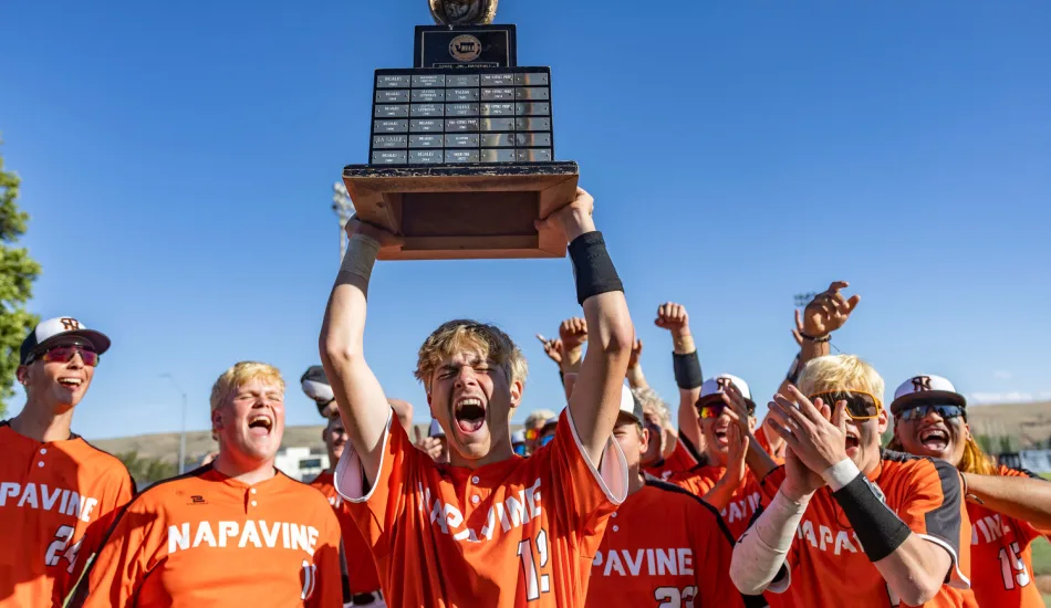 Napavine Tigers Politely Inform Rest Of 2B Baseball That The Trophy Is Coming Home